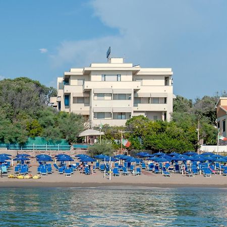 Hotel Villa Lo Scoglietto 圣温琴佐 外观 照片